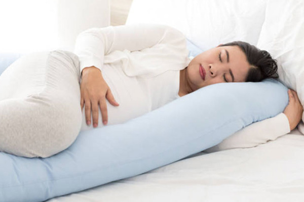 How to Find the Right Pregnancy Pillow