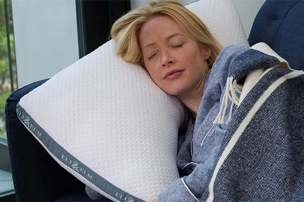How to Use a Neck Pillow for Better Sleep: Tips and Techniques